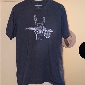Simms men’s t shirt size medium